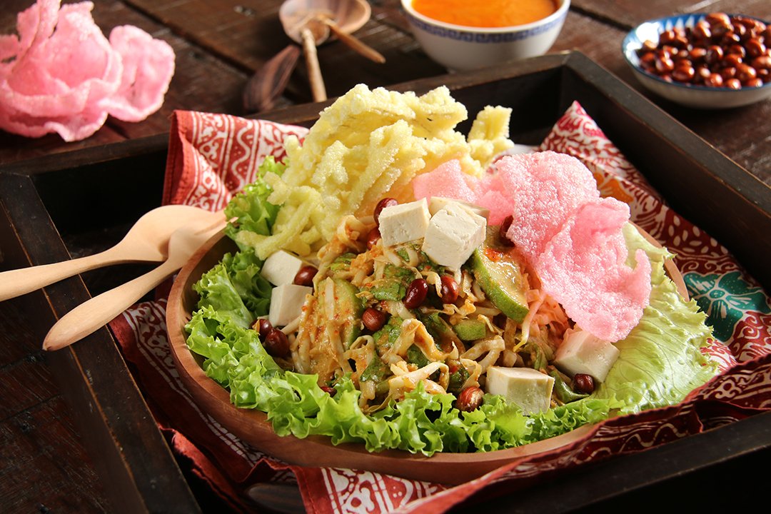 Suka Jajanan Street Food? Ternyata Ada Yang Menyehatkan Lho!