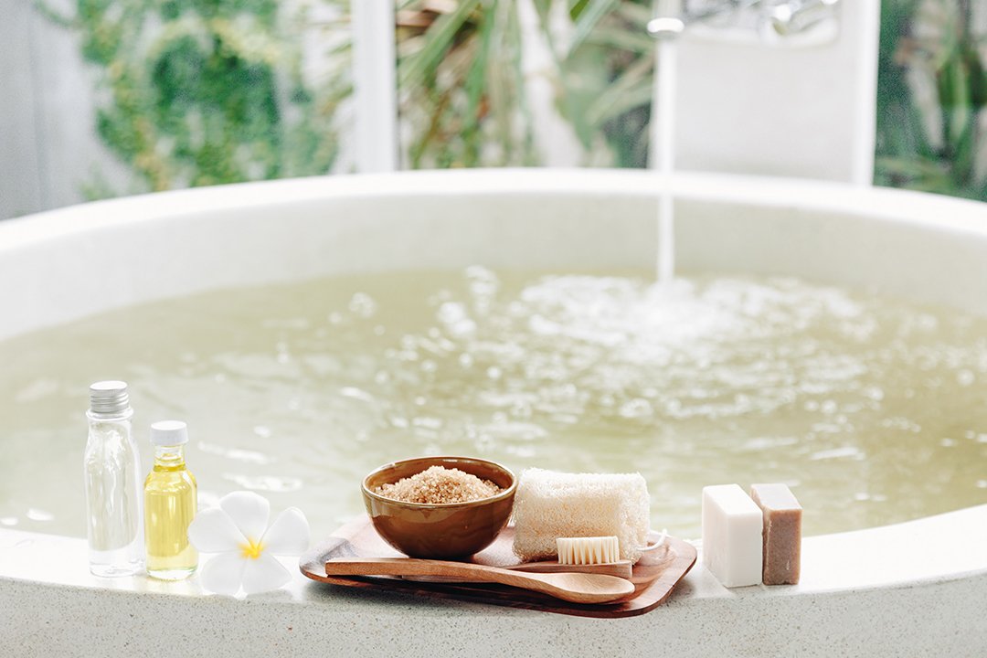 8 Alasan Kenapa Kamu Harus Mencoba Bath Salt