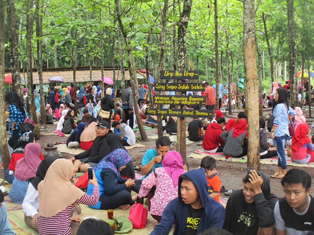 Berburu Kuliner Tradisional Jadul Di Pasar Unik Indonesia
