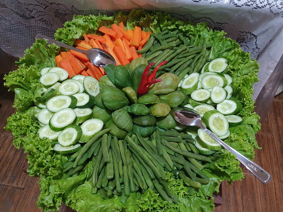 Lalapan, Si Pemancing Selera Yang Kaya Nutrisi