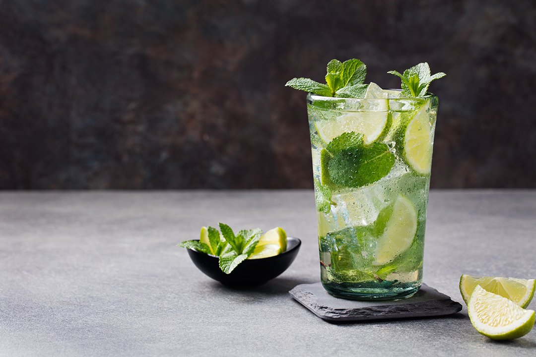 Minuman Detoks Ini Menyehatkan Dan Bisa DIY Lho!