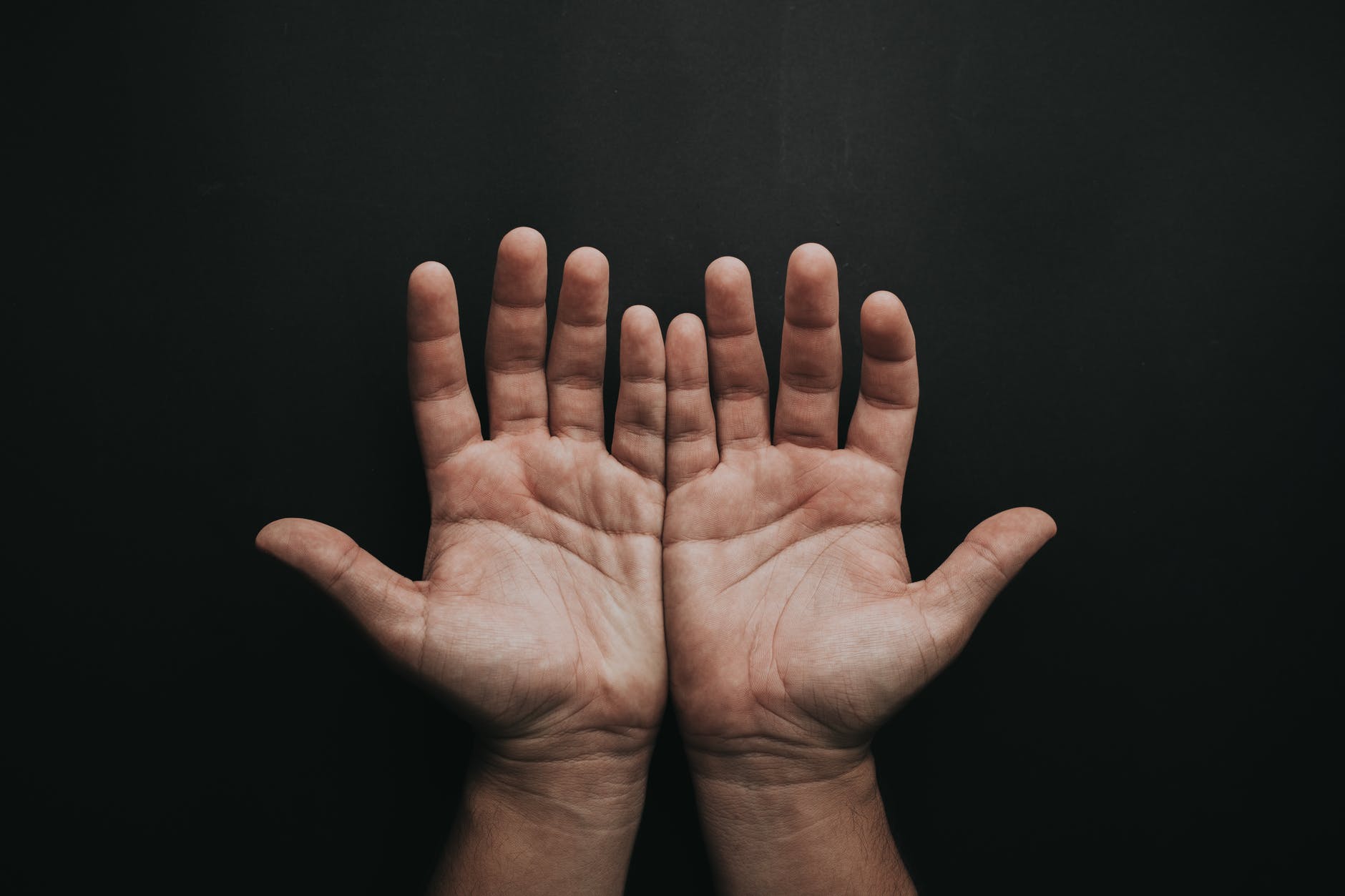 Kenali Diri Dengan Membaca Garis Tangan Palmistry
