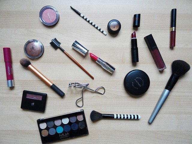 Manfaat Kulit Bebas Make Up Selama di Rumah